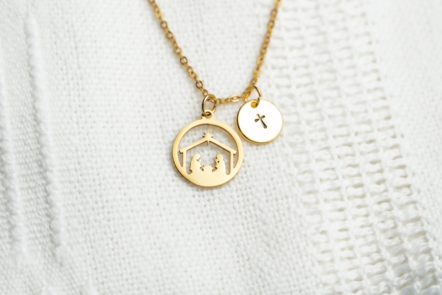 Golden Bethlehem star Nativity Scene Pendant Necklace