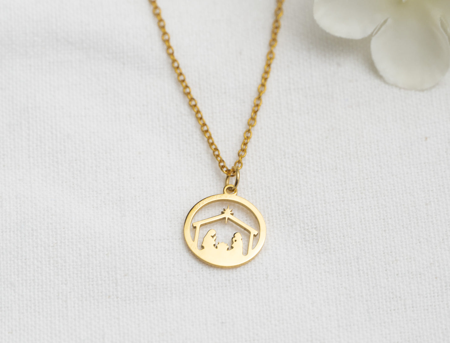 Golden Bethlehem star Nativity Scene Pendant Necklace