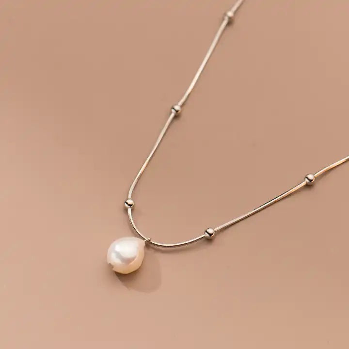 Irregular Natural Freshwater Pearl Necklace