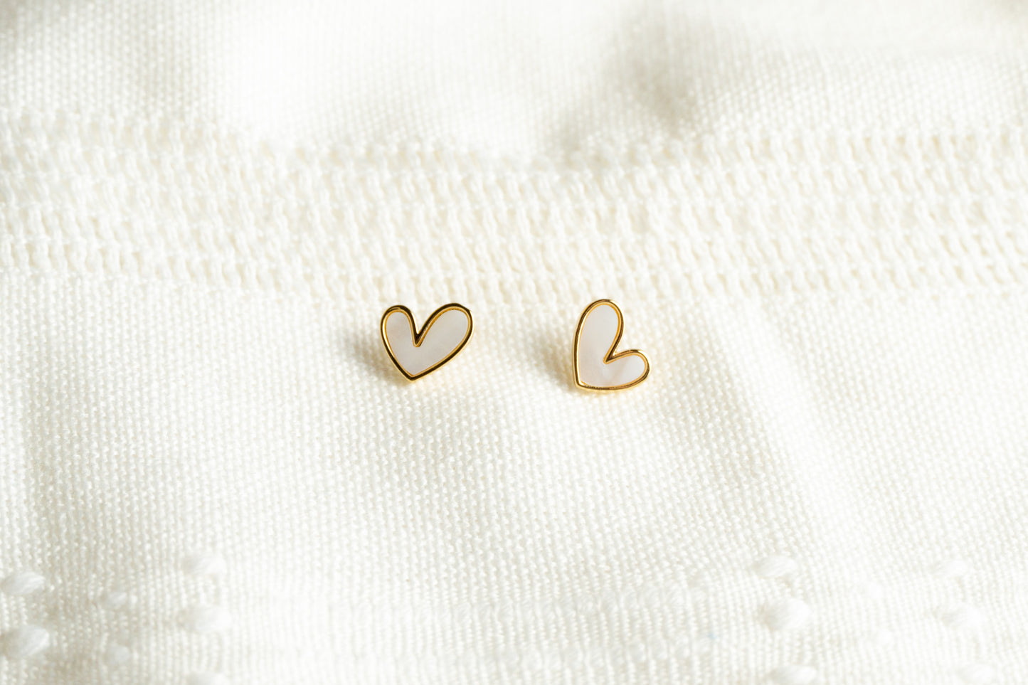 Natural Shell Heart Stud Earrings
