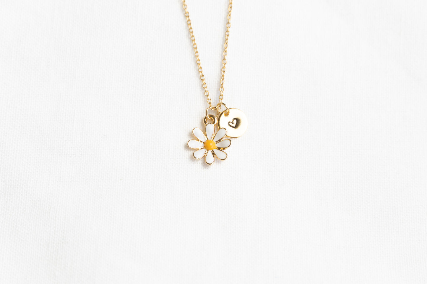 White Daisy Flower Necklace