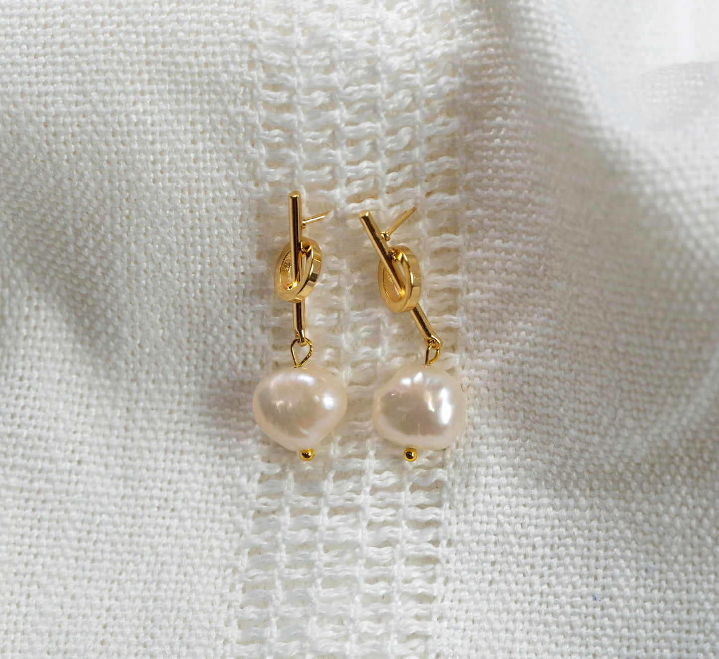 Stick Pearl Stud Earrings