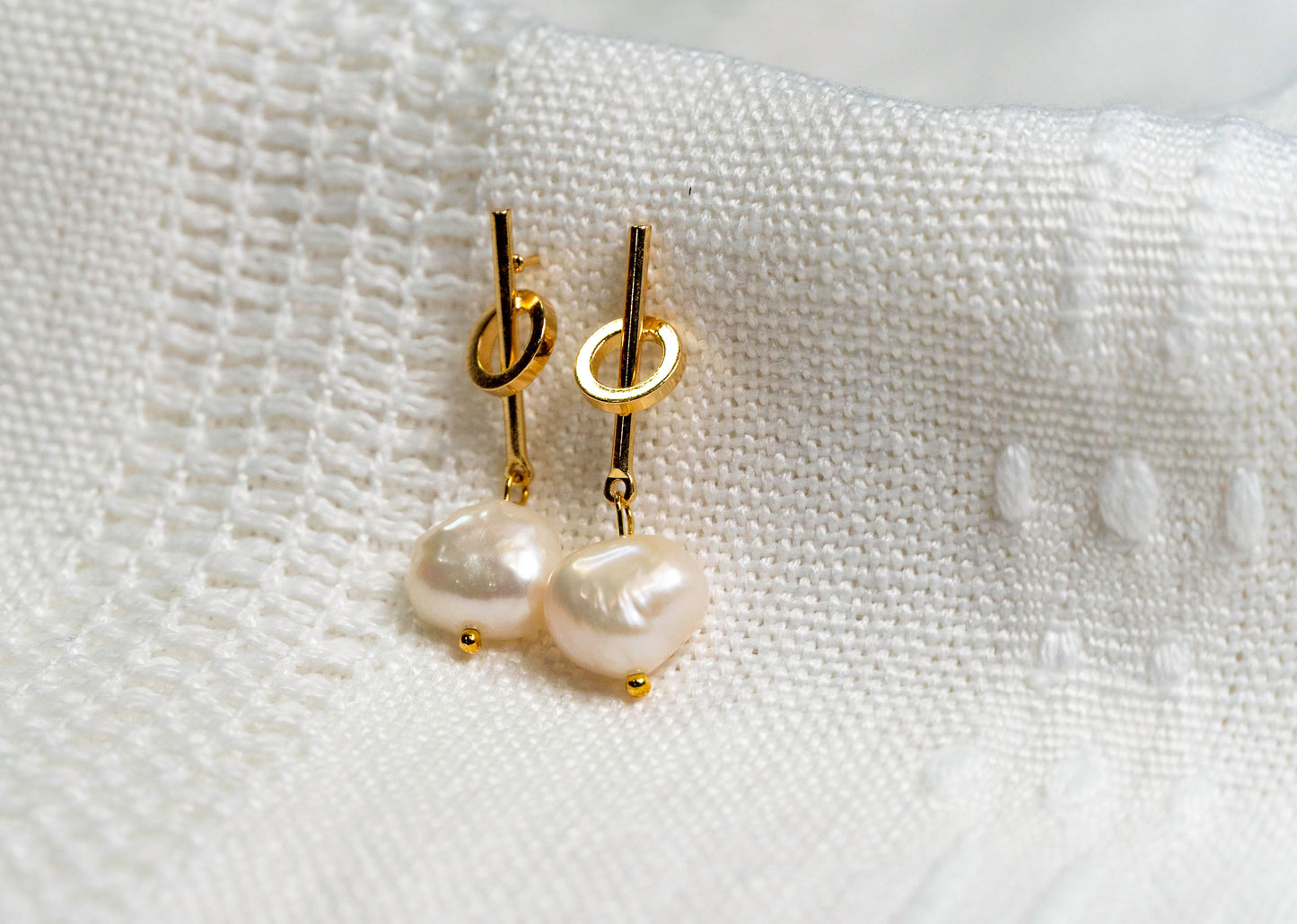 Stick Pearl Stud Earrings