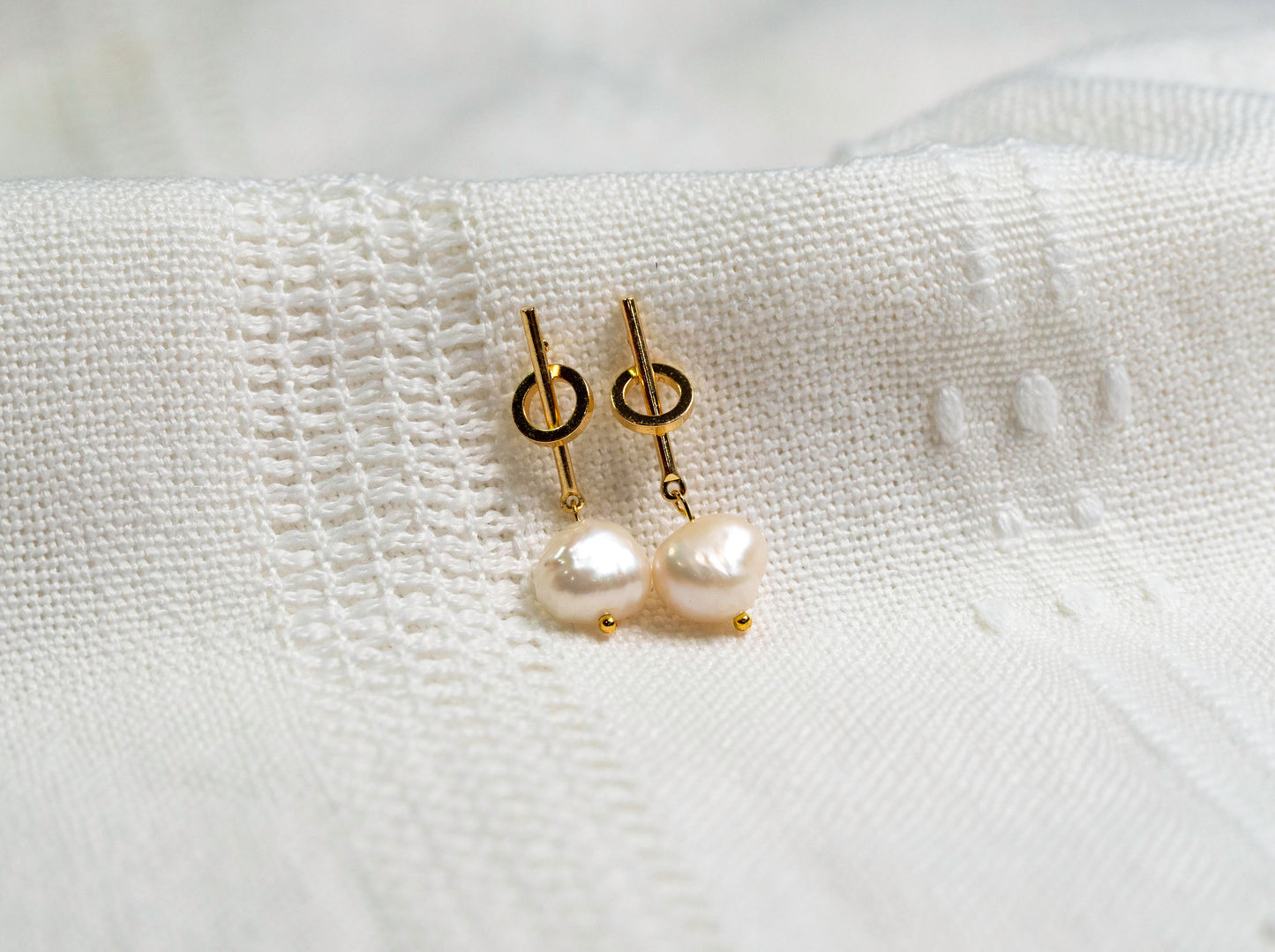 Stick Pearl Stud Earrings