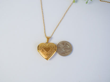 Gold Heart Locket Pendent Necklace