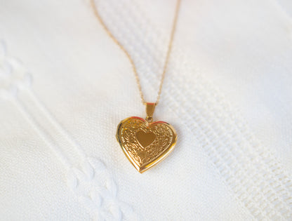 Gold Heart Locket Pendent Necklace