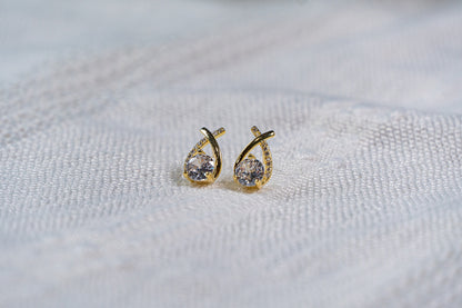 Teardrop Cubic zircon stud