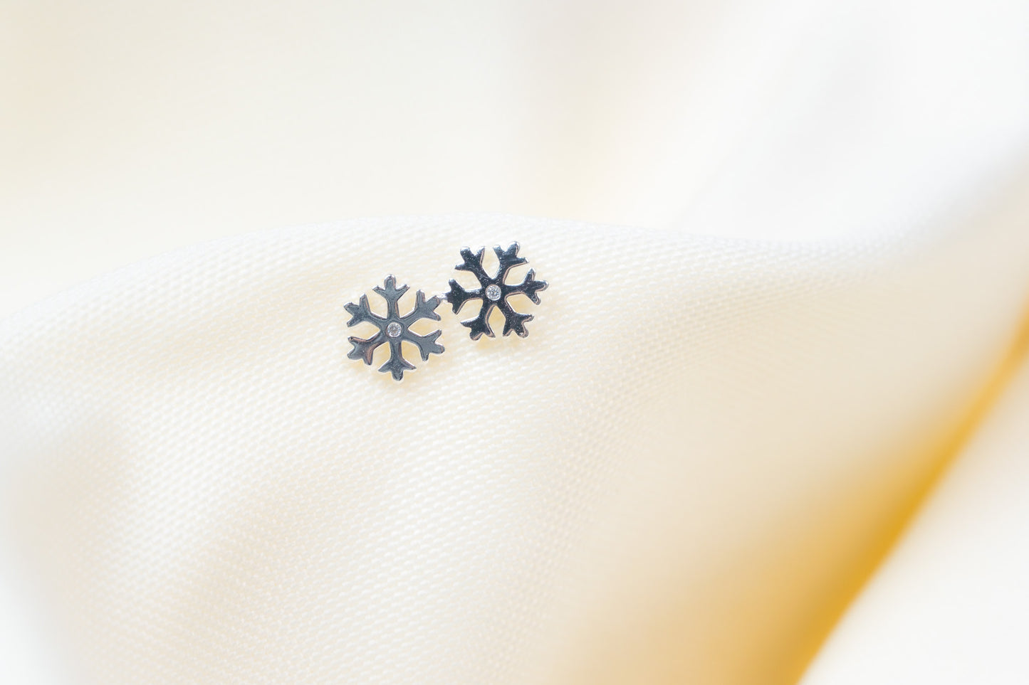 Tiny Dainty Snowflake Stud