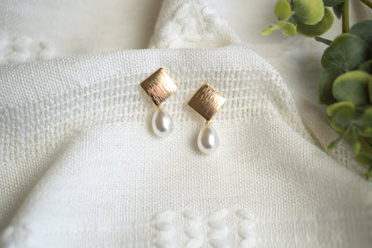 Gold Rhombus Pearl Drop Earrings