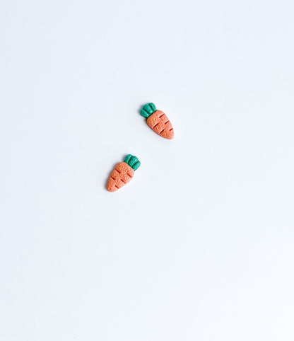 Cute Carrot Stud