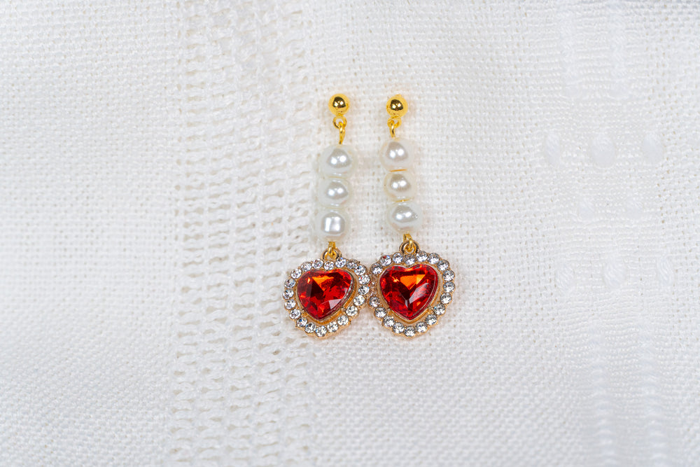 Red Heart Pearl Stud