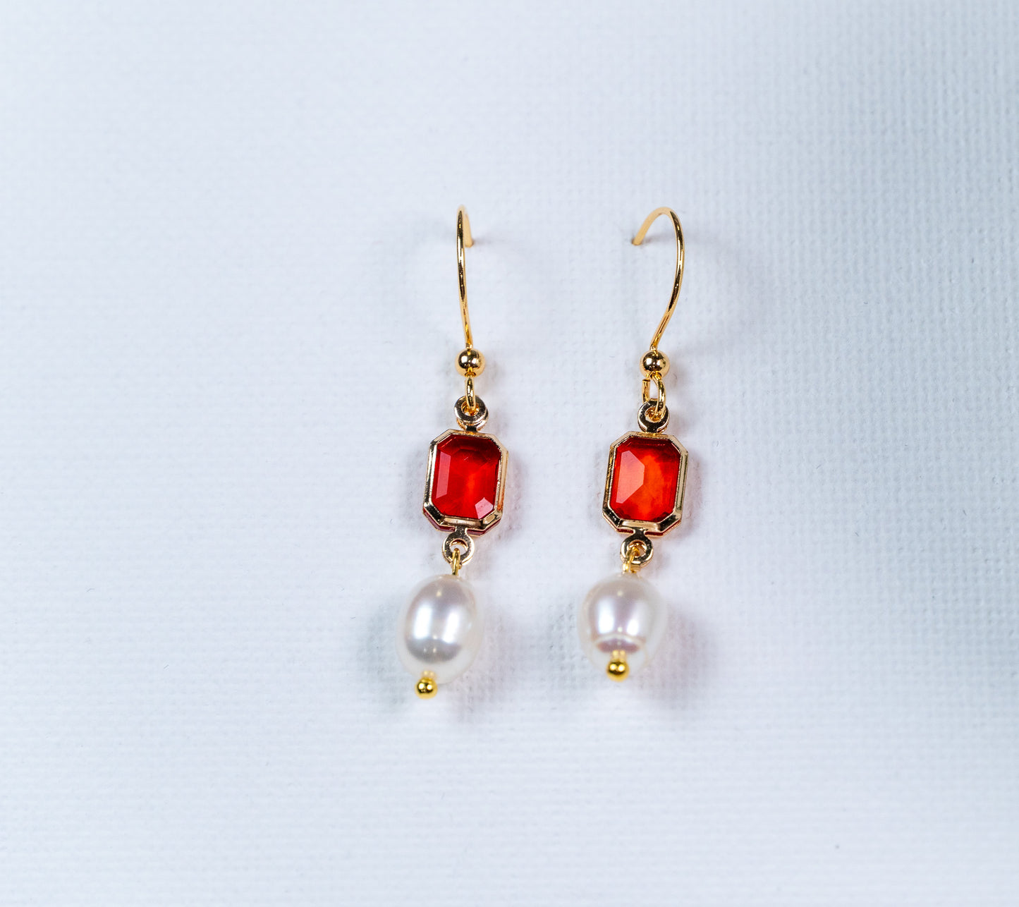 Red Rectangle Pearl Drop