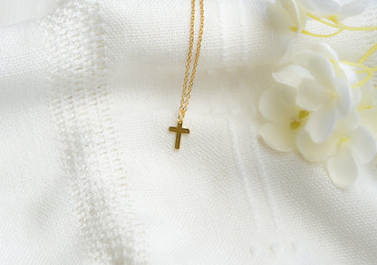 Small Gold Cross Pendant Necklace