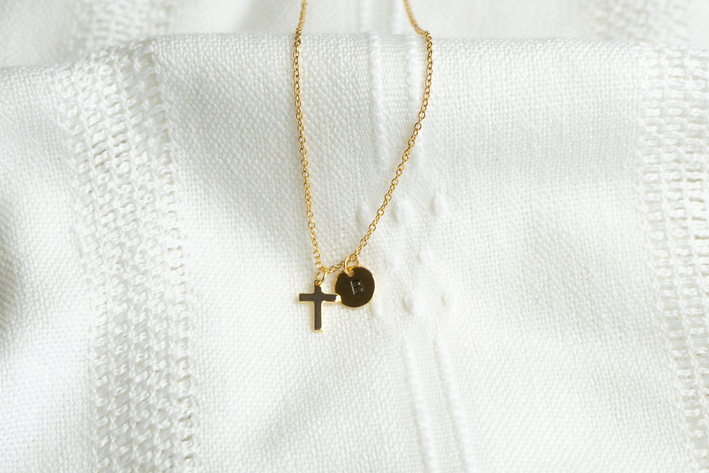 Small Gold Cross Pendant Necklace