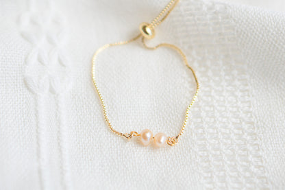 Natural Freshwater Dainty Peach Pearl Bracelet,