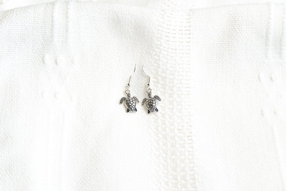 Small turtle dangle earrings