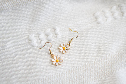 Sunflower Daisy Flower Earrings