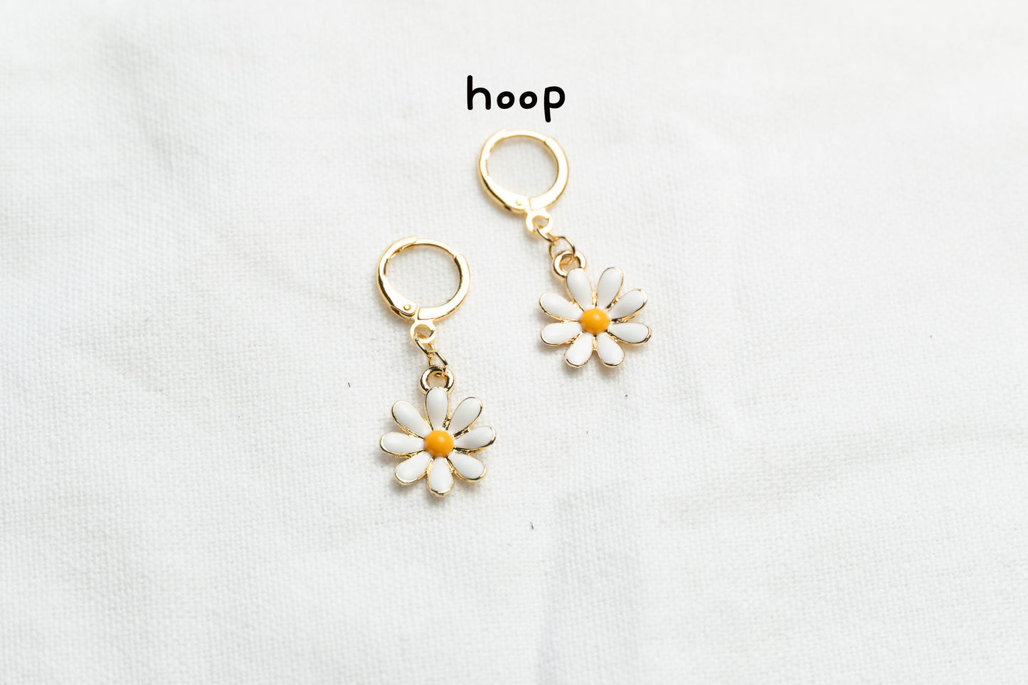 Spring Daisy Flower Earrings